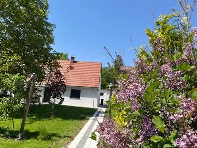 Haus mit Garten Familie Pabst