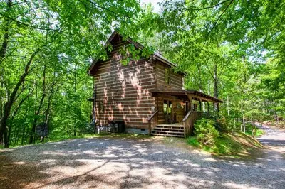The Hartland - Hot Tub, Jacuzzi, Fireplace