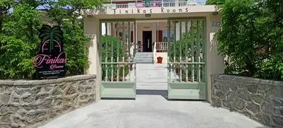Finikas Rooms
