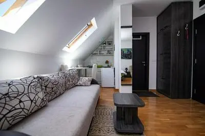 Andjelin Konak 33