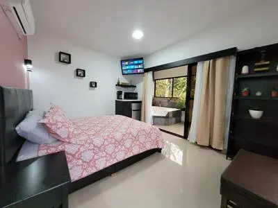 Loky's Apartments La Fortuna