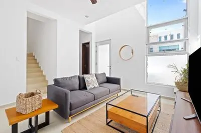 Family 3BR house near to the airport