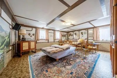 Private Rooms