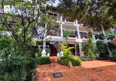 Vijit Nakorn Hotel