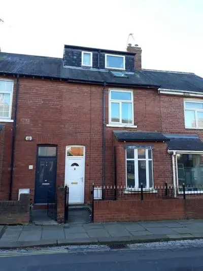 4 Bedroom Home Near York Racecourse
