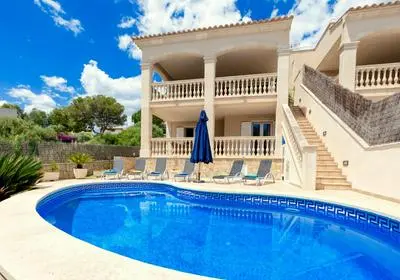 Immaculate Mallorca Villa Las Olas 3 Bedrooms Ideal for Families Couples Alcudia