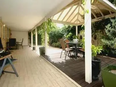 Lovely house in canning vale