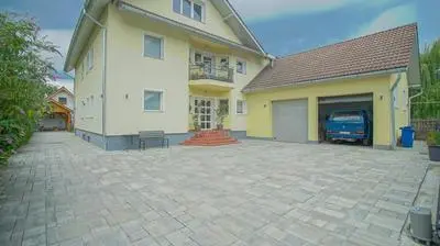 Vilux with indoor private parking