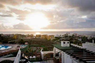204 Atalaya 2 bedrooms, sea view, private parking