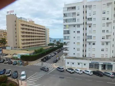 Apartamento en Roses cerca de la playa para 4 pers, ascensor, TV canales FR/ES, cocina equipada - ES-204-30