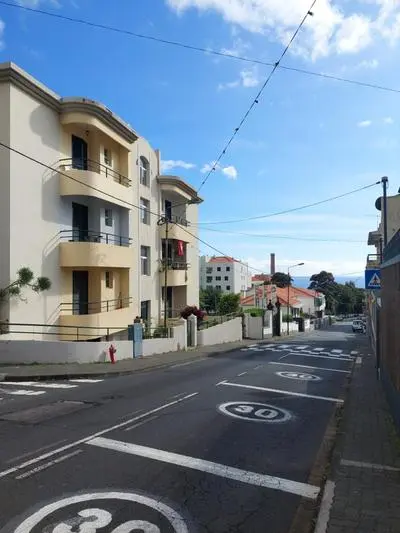 Apartment Til