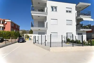 Luxury Apartment White Crystal