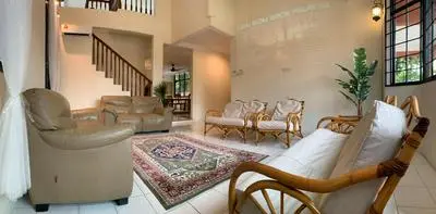D Riad Ipoh Homestay l Home Cinema l 300MBPS l Múslim Only l
