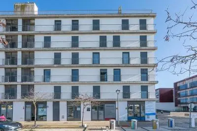 Modern Flat by Lagos Marina and Old Town Lagos