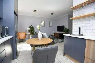 Comfy Hatfield Appartment