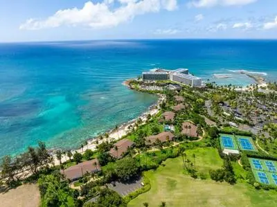 Beautiful Golf Course front near the beach
