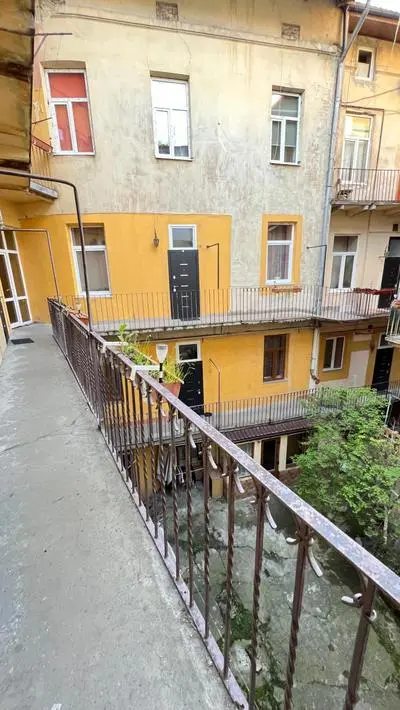 31 Kotliarska MoishaHouse