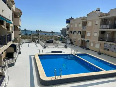 Pool & Sea Apartment