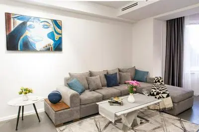 hotelise I Saryan Apartment