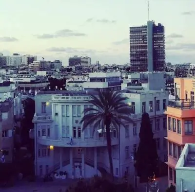 Studio avec roof top, vue d'exception, 5mn mer.