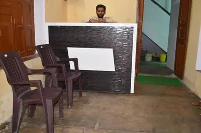 SHIVOHM INN HOMESTAY 400 mtrs from Kashi Vishwanath Temple