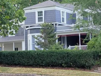 Stephens House-Beautiful Victorian vacation home
