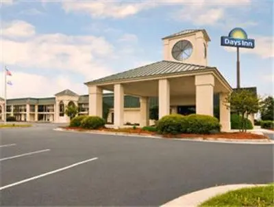 Days Inn by Wyndham Metter