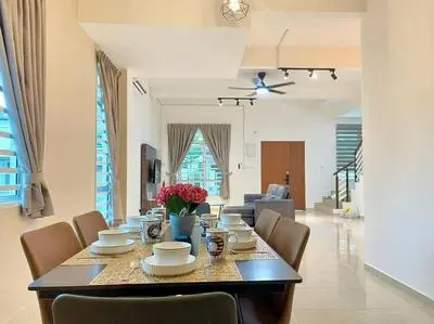 AI Home 2 at Melaka City Centre for Big Group 14 Pax