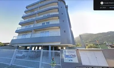 Cobertura perto da praia em Ubatuba