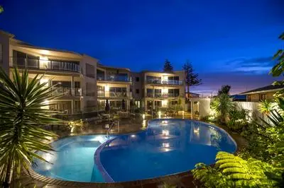 The Reef Beachfront Apartments