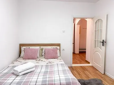 RentHouse Apartments City Gates #3