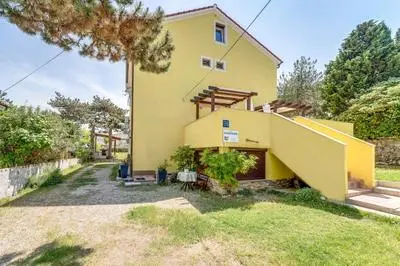 Apartman P1 RUBESSA s parkirnim mjestom