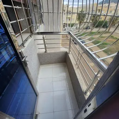 Esc 9