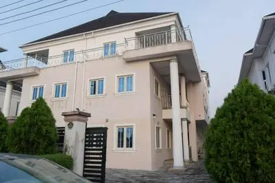 5 Bed Penthouse Sleeps 10 - All Ensuite - Garden