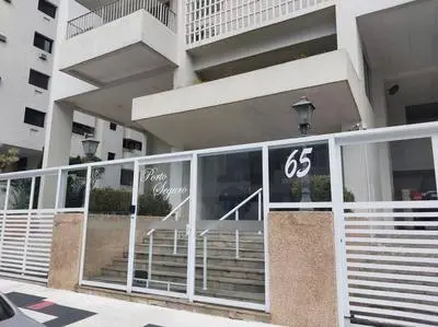 Apartamento bem localizado com estacionamento