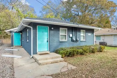 Cozy 2-Bedroom Retreat w/Wi-fi & Keurig Coffee