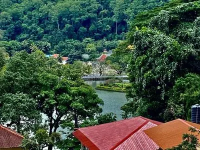 Sesatha lake Kandy
