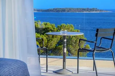 Immensely Luxurious Hvar Villa 5 Bedrooms Villa East Eternal