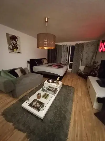 Tolle private 2-Zimmer Wohnung im Szene Bezirk Berlin-Friedrichshain
