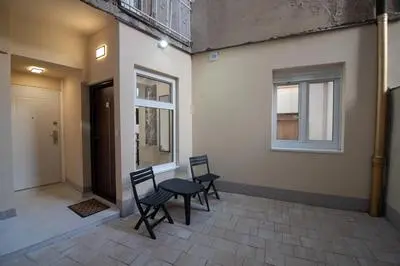 Cute 1BDR in City Center
