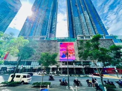 FREE Welcome Breakfast, BIG BGC 2BR, Great for 6, Steps to Mitsukoshi, 300Mbps Fiber 25R