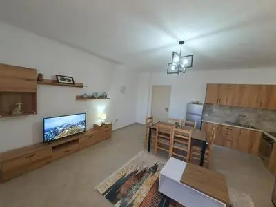 Kristi Home3 - 5 min Walk to Beach Durres