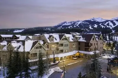Hyatt Main Street Station - Mountain Slope Views