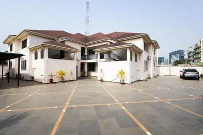 Stay Play Away Residences - 3 bed, Airport Residential, Accra