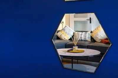New Slick Finnieston Pad w/ Free Parking