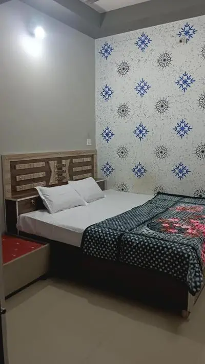 Hiteshi Home Stay