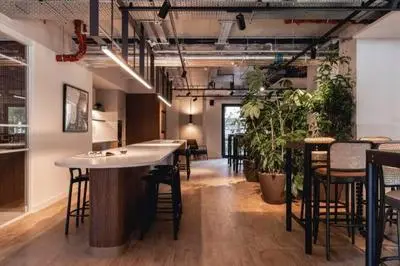 Luxurious 2 Bedroom Central Flat
