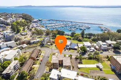 Yarramundi, 6,47 Magnus St - Unit in Nelson Bay with stunning water views, air con, wifi, linen and bed making