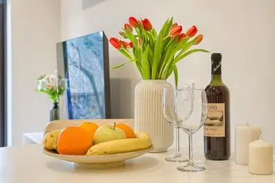 Business-class apartments 2 x Free Parking x SELF CHECK IN 24x7