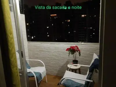 Apto bem localizado na praia Pitangueiras -Guarujá